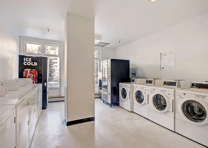 Apartment Vs643 And 641h Village Square *